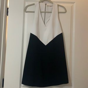 Sleeveless t back Alice and Olivia dress